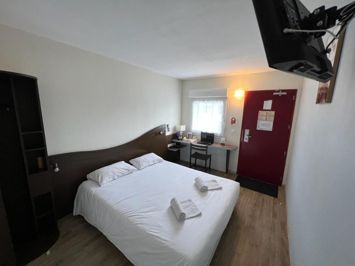 Contact Hotel Fontenay Le Comte Eksteriør billede